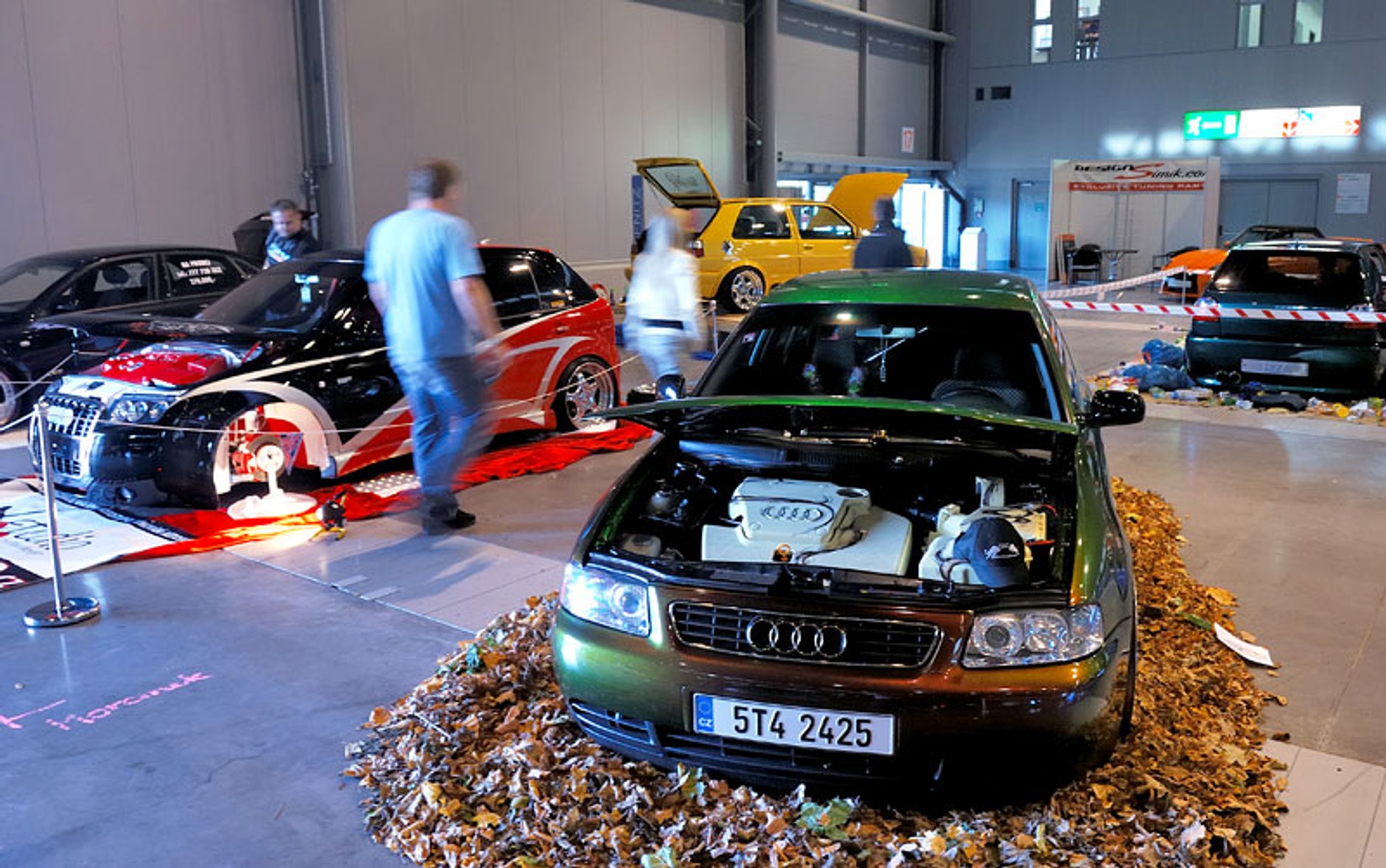 Tuning &amp; Custom Salon Brno 2009 (fotogaleria)