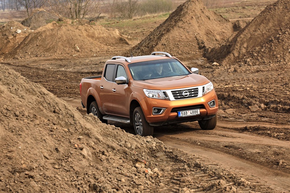 Crossover wśród pikapów - test Nissana Navara Double Cab dCi 190