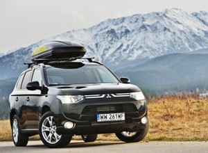 Mitsubishi Outlander z nartami w prezencie