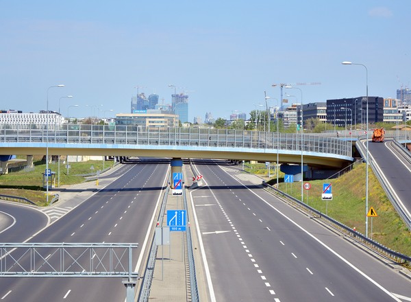 S79 nie ma 8 km, a kierowcy nie wyobrażają sobie bez niej życia. Kluczowa dla POW i trasy NS