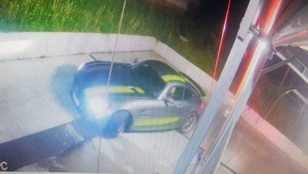 Odzyskany Mercedes-AMG GT za milion. To efekt współpracy policji z Polski i Czech