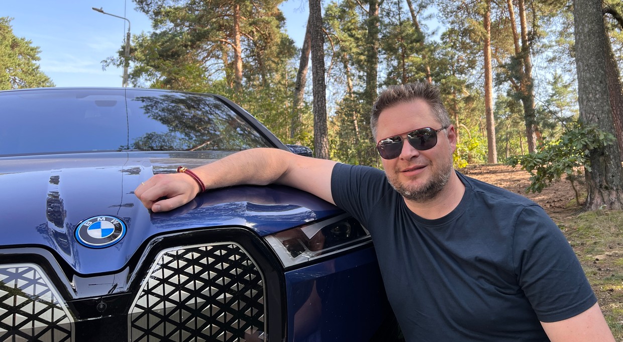 Duży akumulator daje duży spokój? Sprawdziłem, czy BMW iX potrafi ukoić trwogę o zasięg