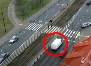 Sypią się kolejne mandaty. Tym razem za wyprzedzanie na i przed przejściami dla pieszych