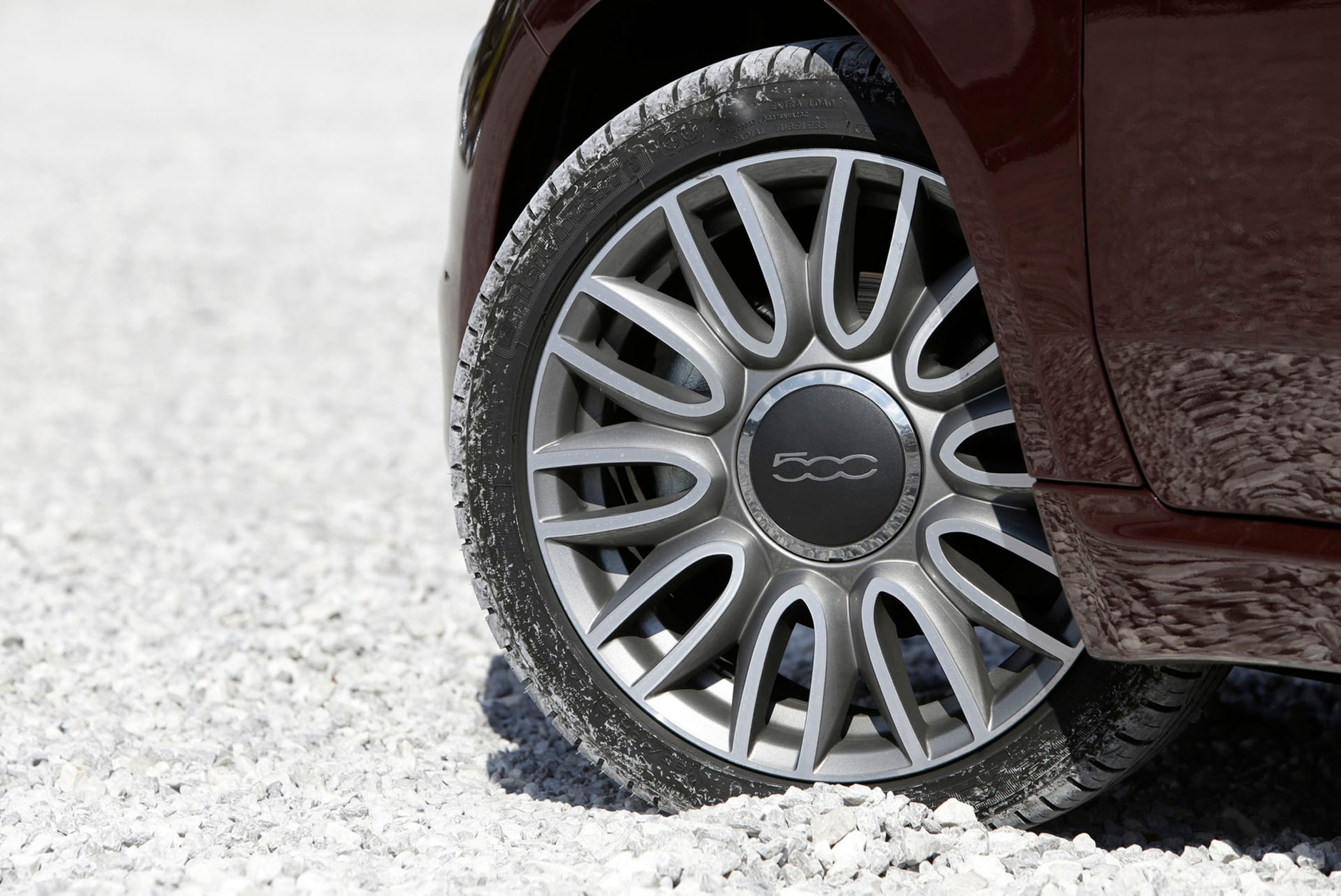 Fiat 500 – ciężkie życie następcy legendy