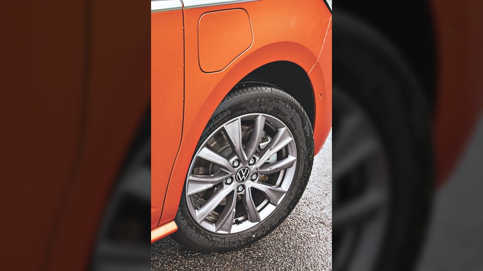 Volkswagen T7 Multivan 1.4 eHybrid (2022)