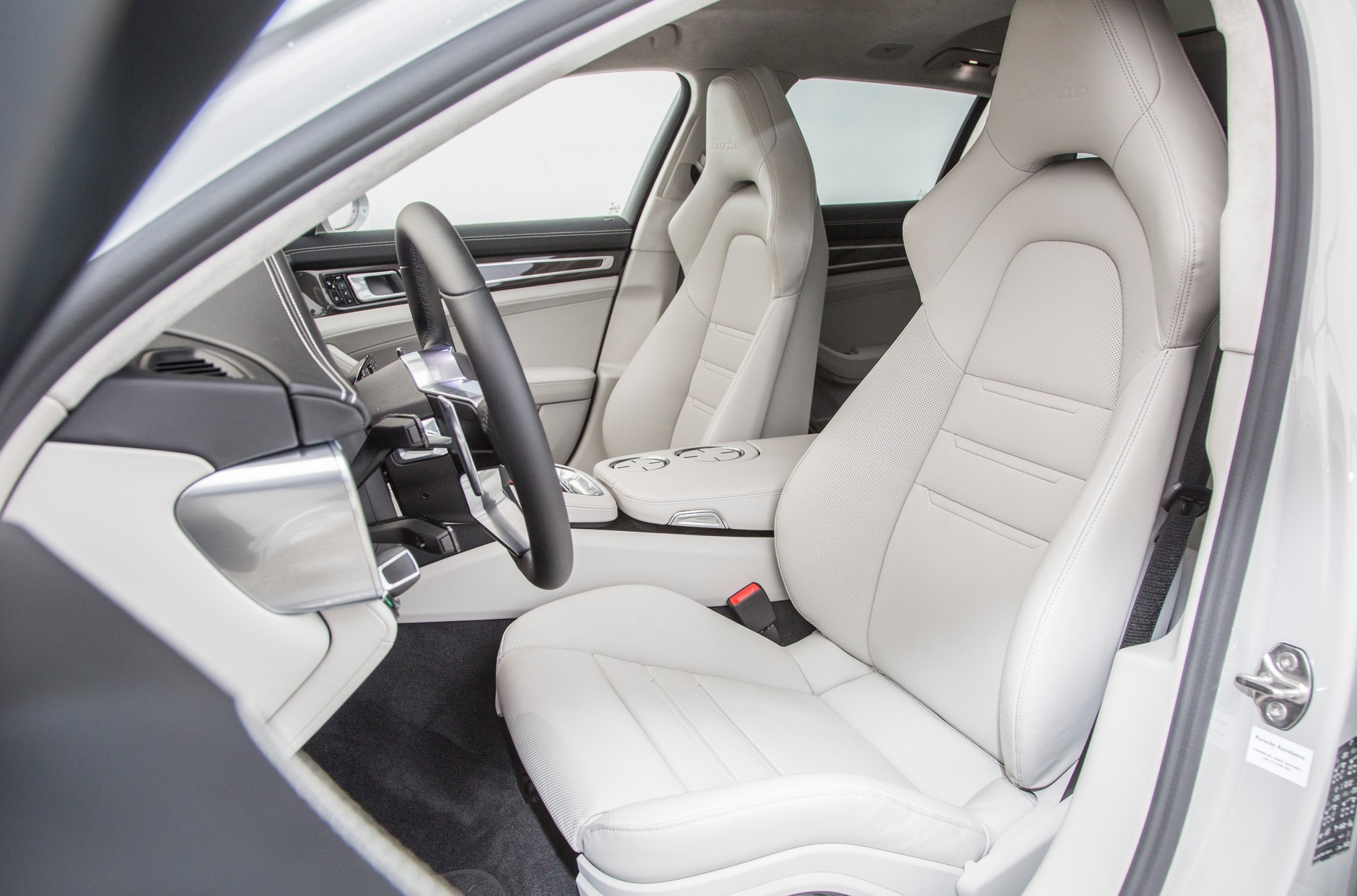 Porsche Panamera Sport Turismo Turbo