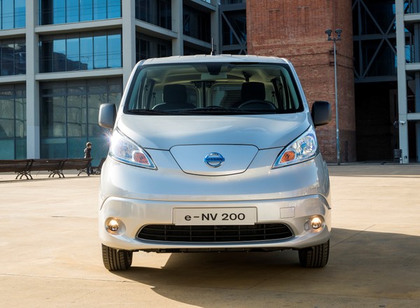 Nissan e-NV200 już w Polsce - ile kosztuje elektryczny van?