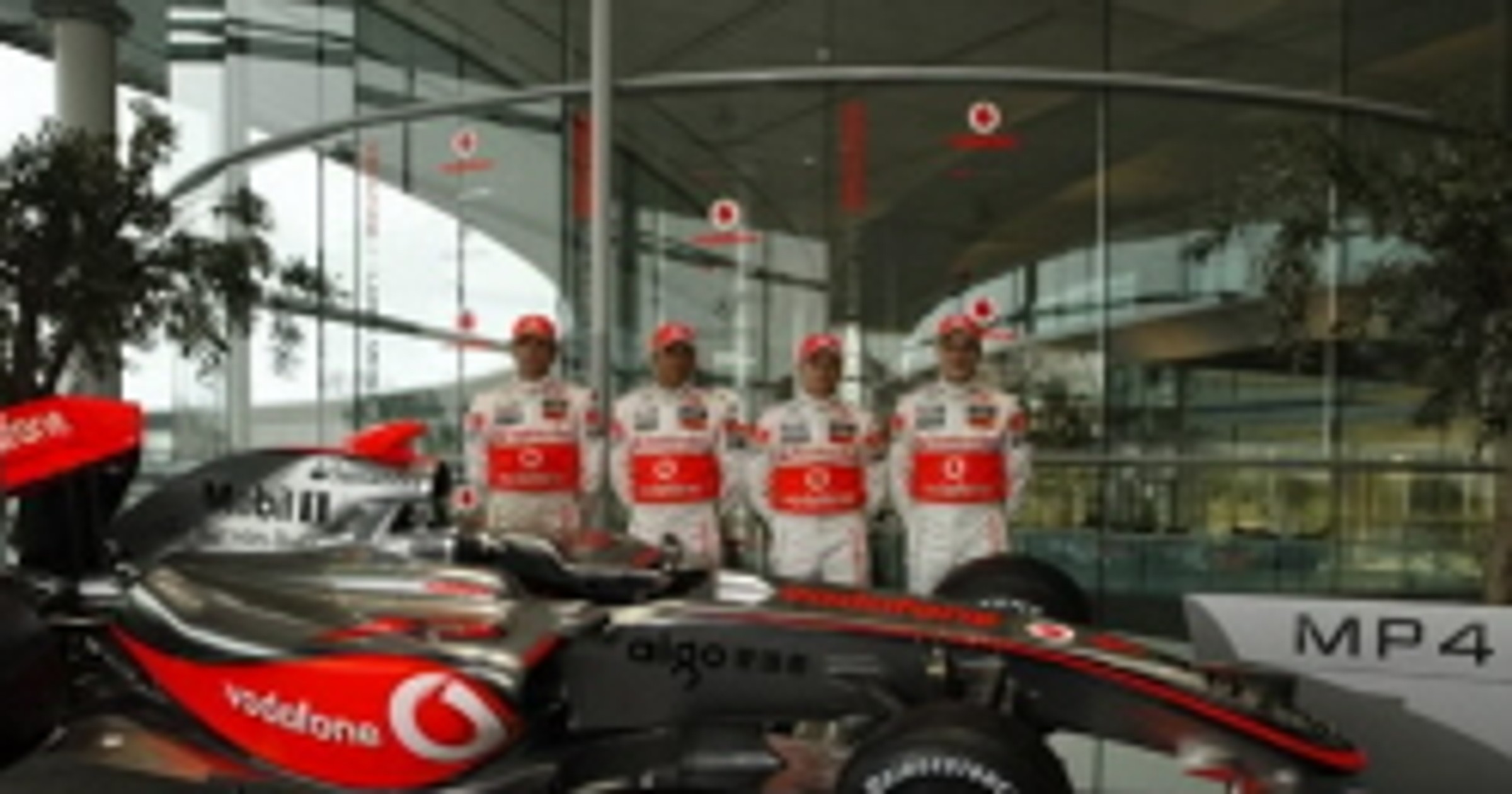 Formuła 1: McLaren pokazał MP4-24, Ron Dennis rezygnuje!
