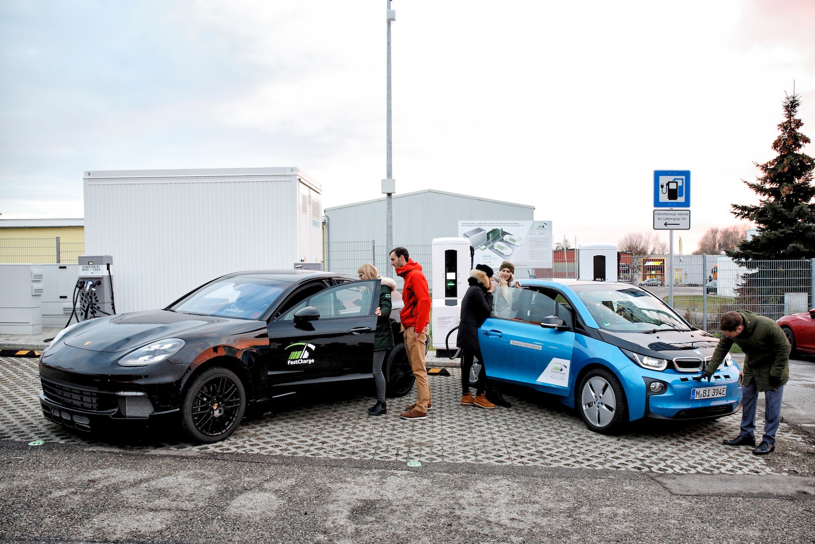 Projekt "FastCharge"