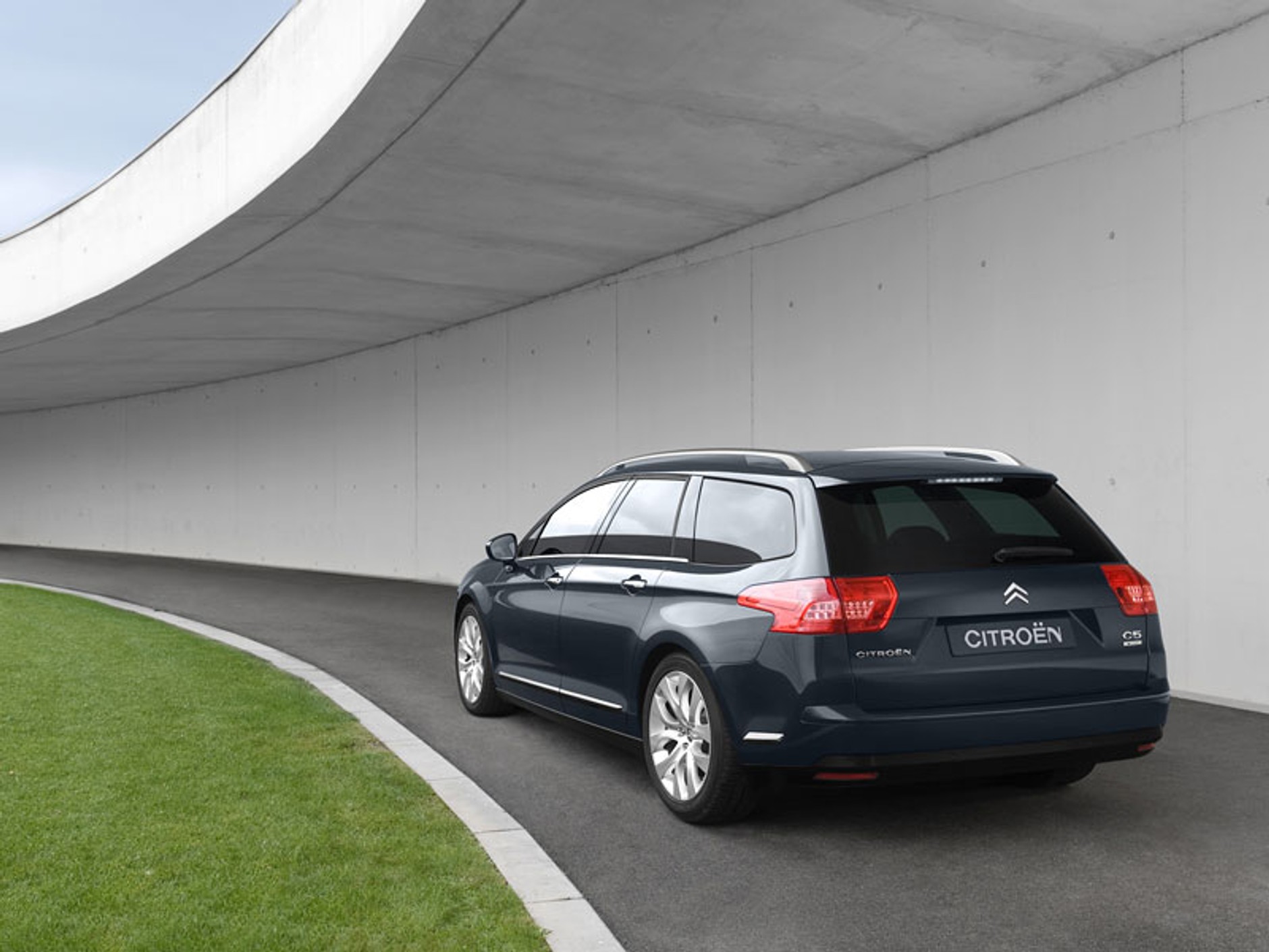 Citroën C5 1.6 HDi: limuzyna prawie jak ciężarówka