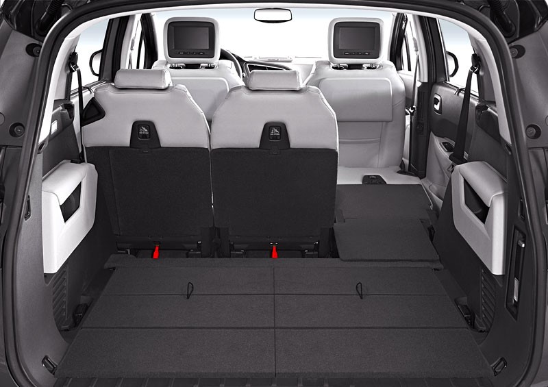 Peugeot: 5008 - duży, wygodny, nowoczesny, dla 5 lub 7 osób