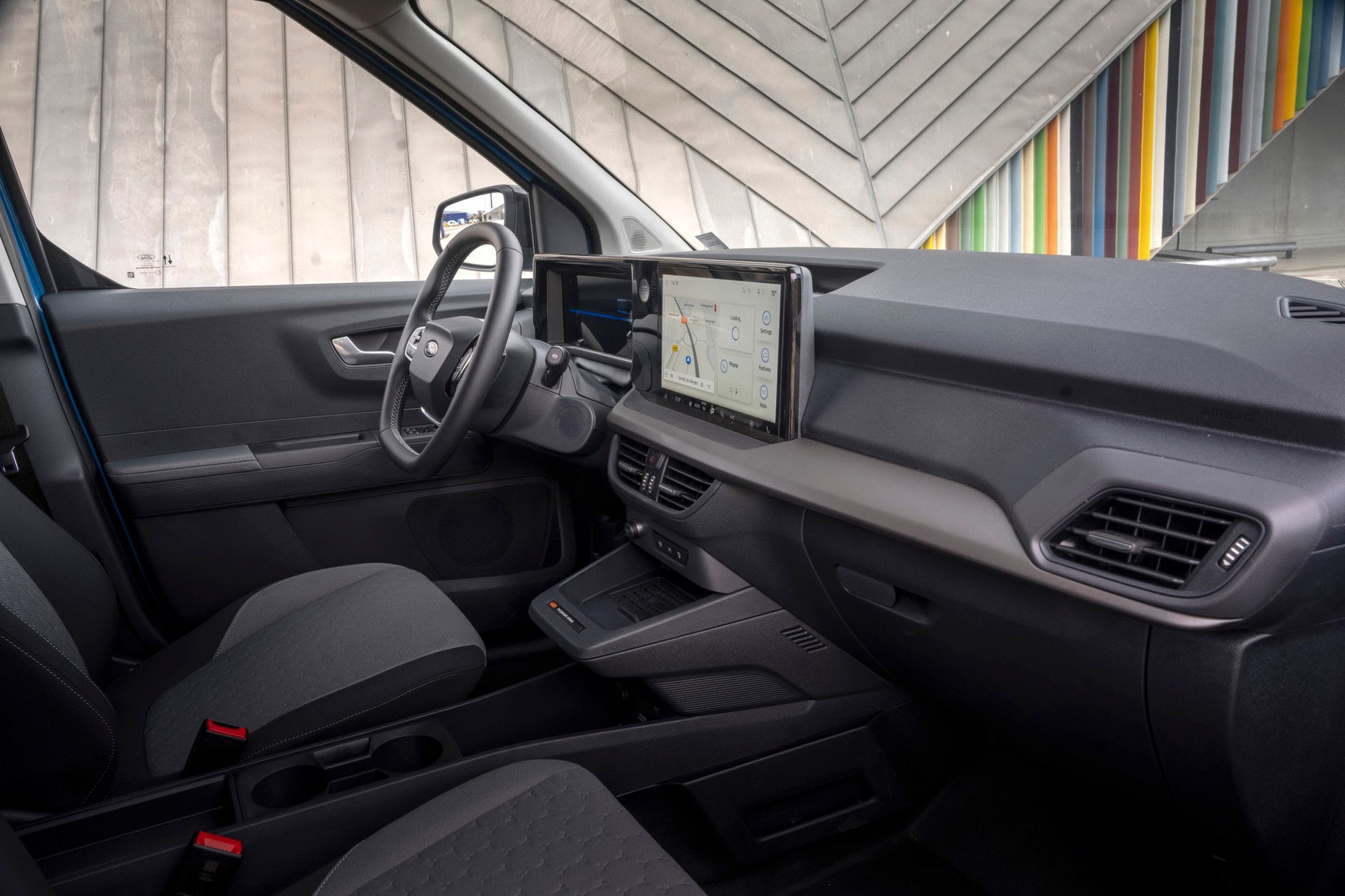 Ford E-Transit Courier
