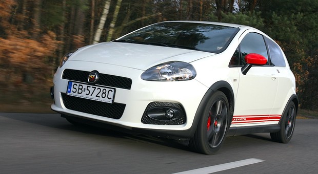Małe, ale mocne auto za 20-25 tys. zł. Oto najlepsze propozycje
