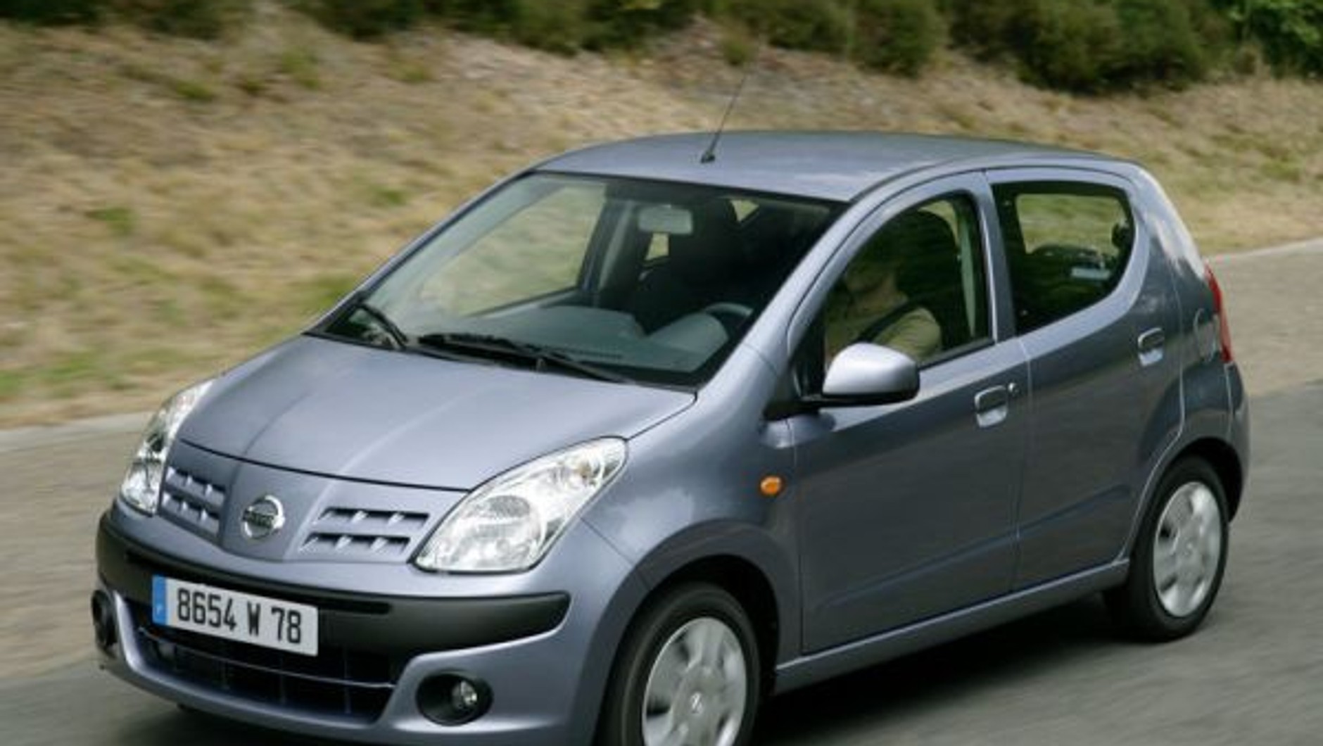Nissan Pixo