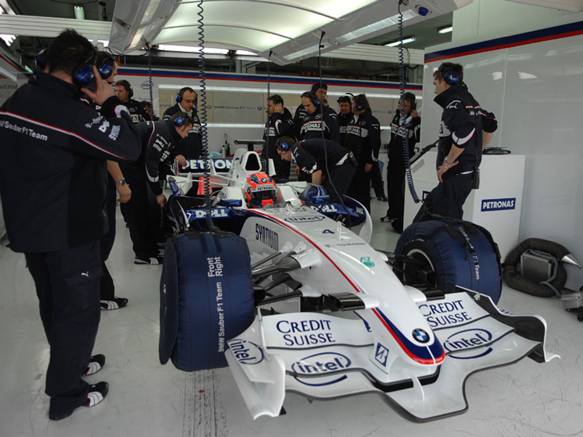 Formuła 1: Fernando Alonso pokazał klasę w Jerez (fotogaleria z testów)