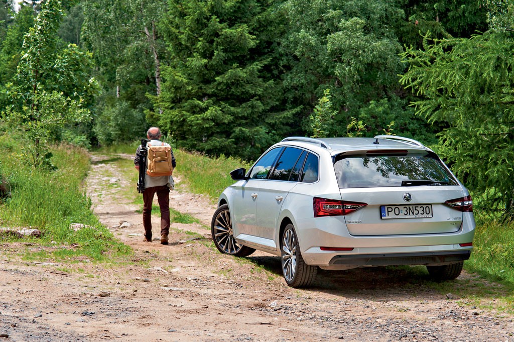 Škoda na służbie u źródeł fotografii - czyli, wypad w plener