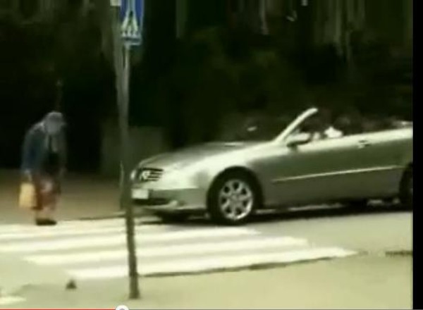 Uwaga na staruszki