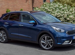 Kia Niro: koreański bat na japońskie hybrydy (pierwsza jazda)