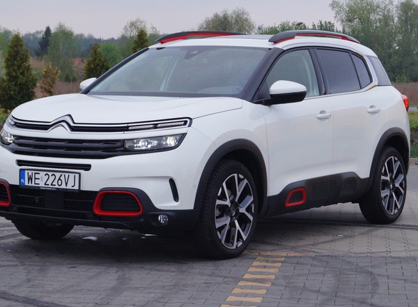 Citroen C5 Aircross PureTech 180 EAT8 – komfortowy jak za dawnych lat | TEST