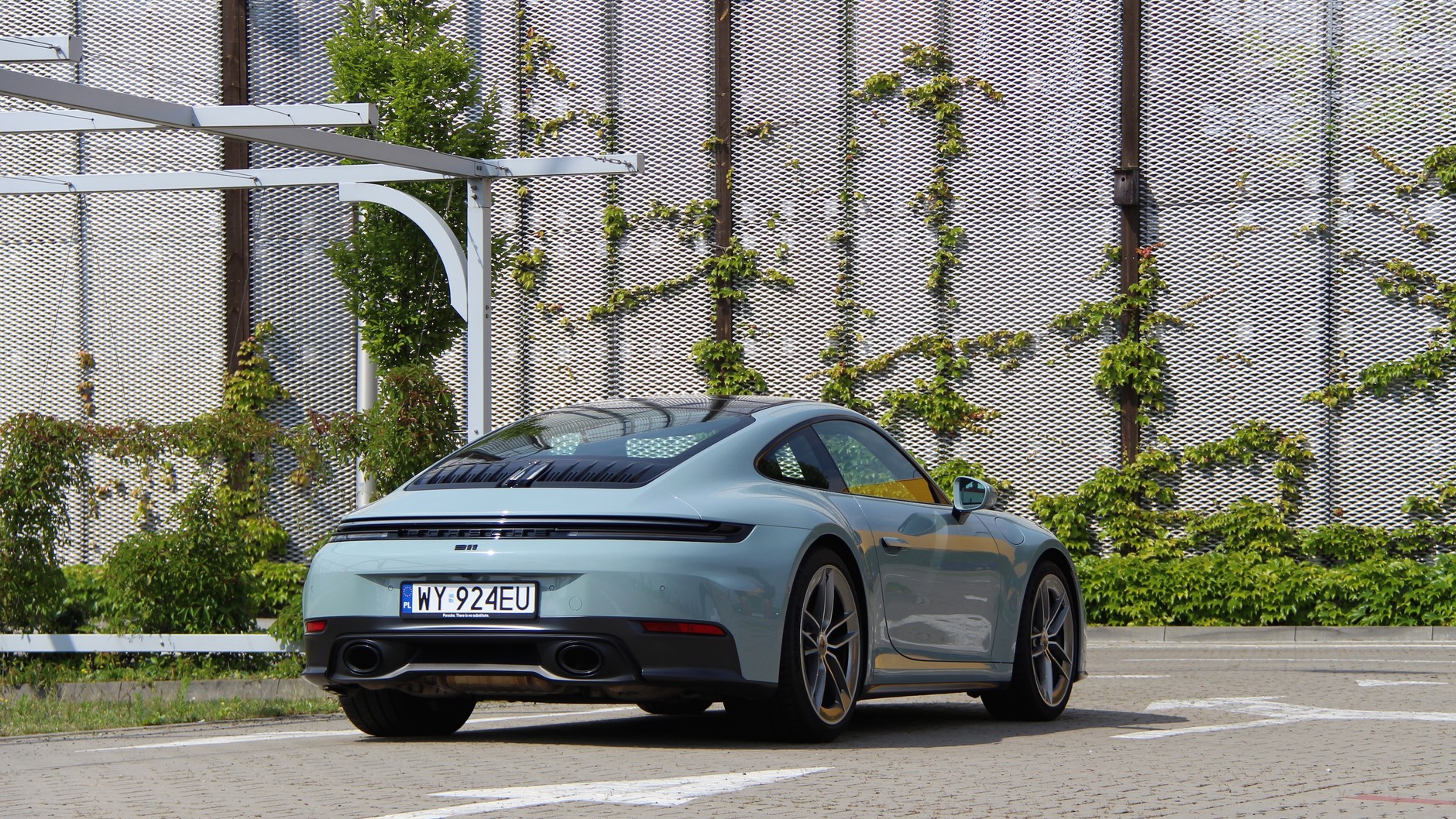 Porsche 911 Carrera (992.2)