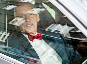 Korwin-Mikke odpowiada Muskowi na wpis o samochodach autonomicznych