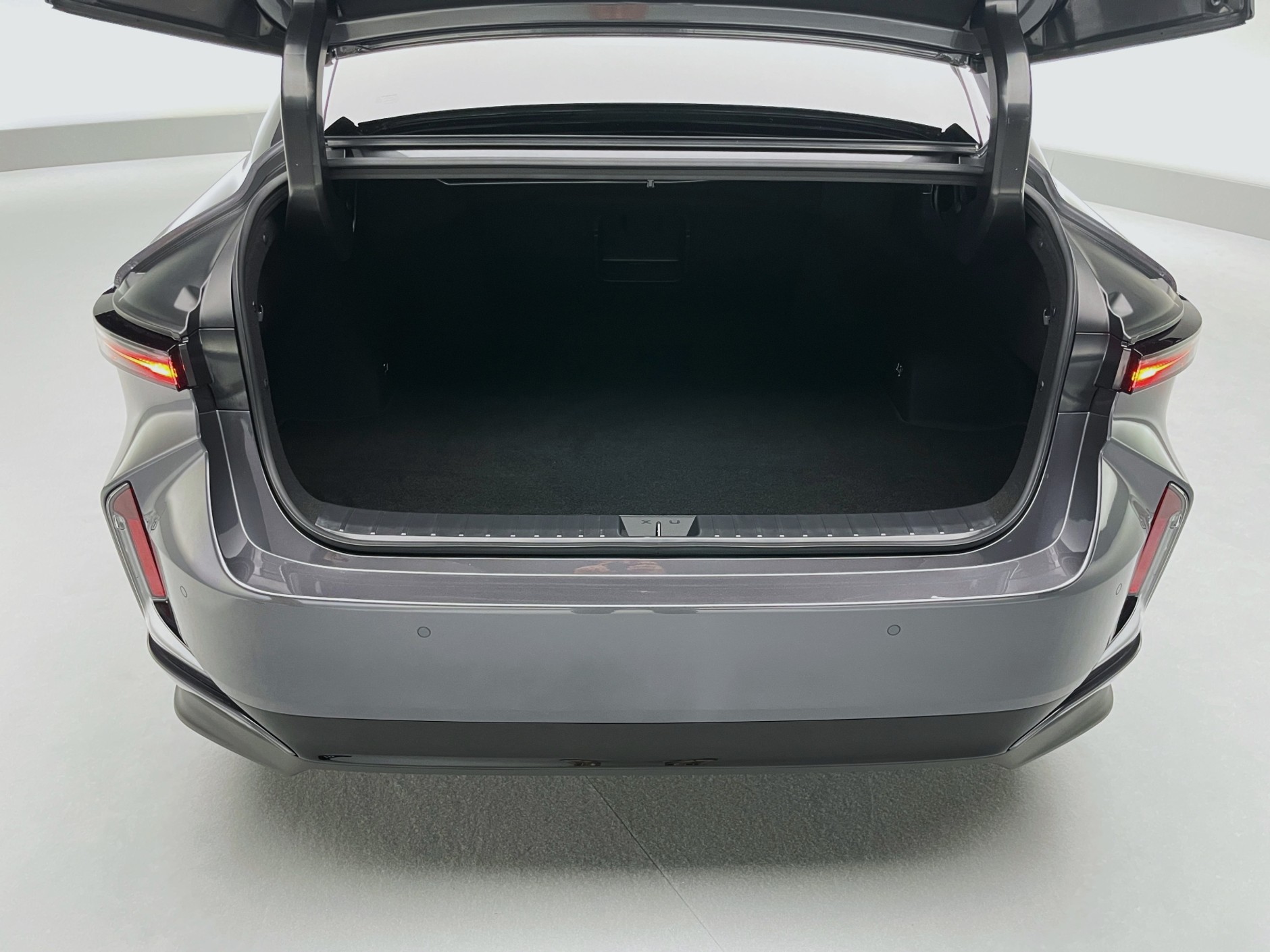 Nowy Lexus ES (2025)