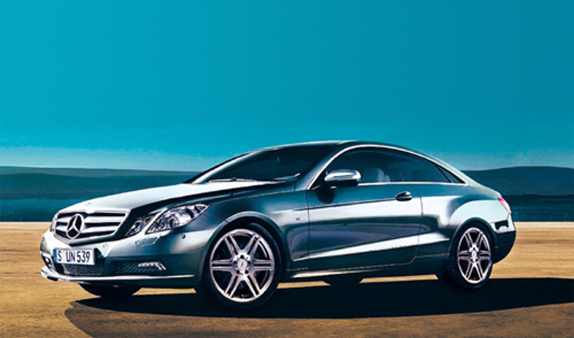 Mercedes E Coupe - Pociągające wcielenie Merca