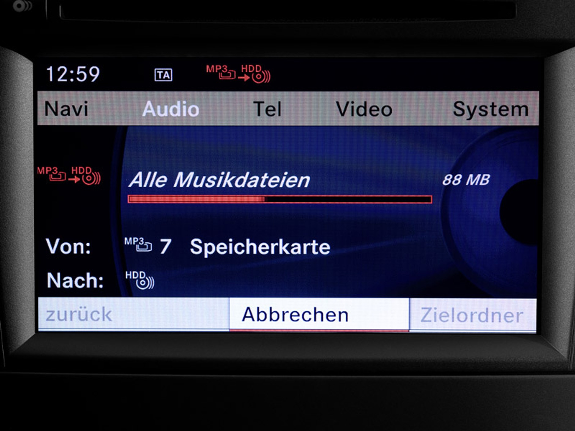 Mercedes-Benz: nowa A-Klasa będzie produkowana na Węgrzech