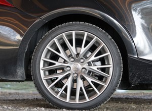 Lexus IS 300 F-Sport - co zmienia nowa nazwa? | TEST