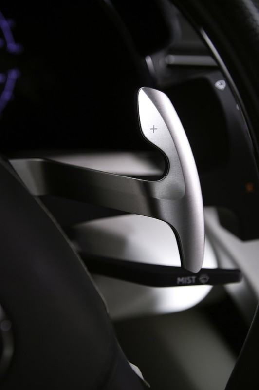Lexus LFA: zainteresowanie przekroczyło plany produkcyjne