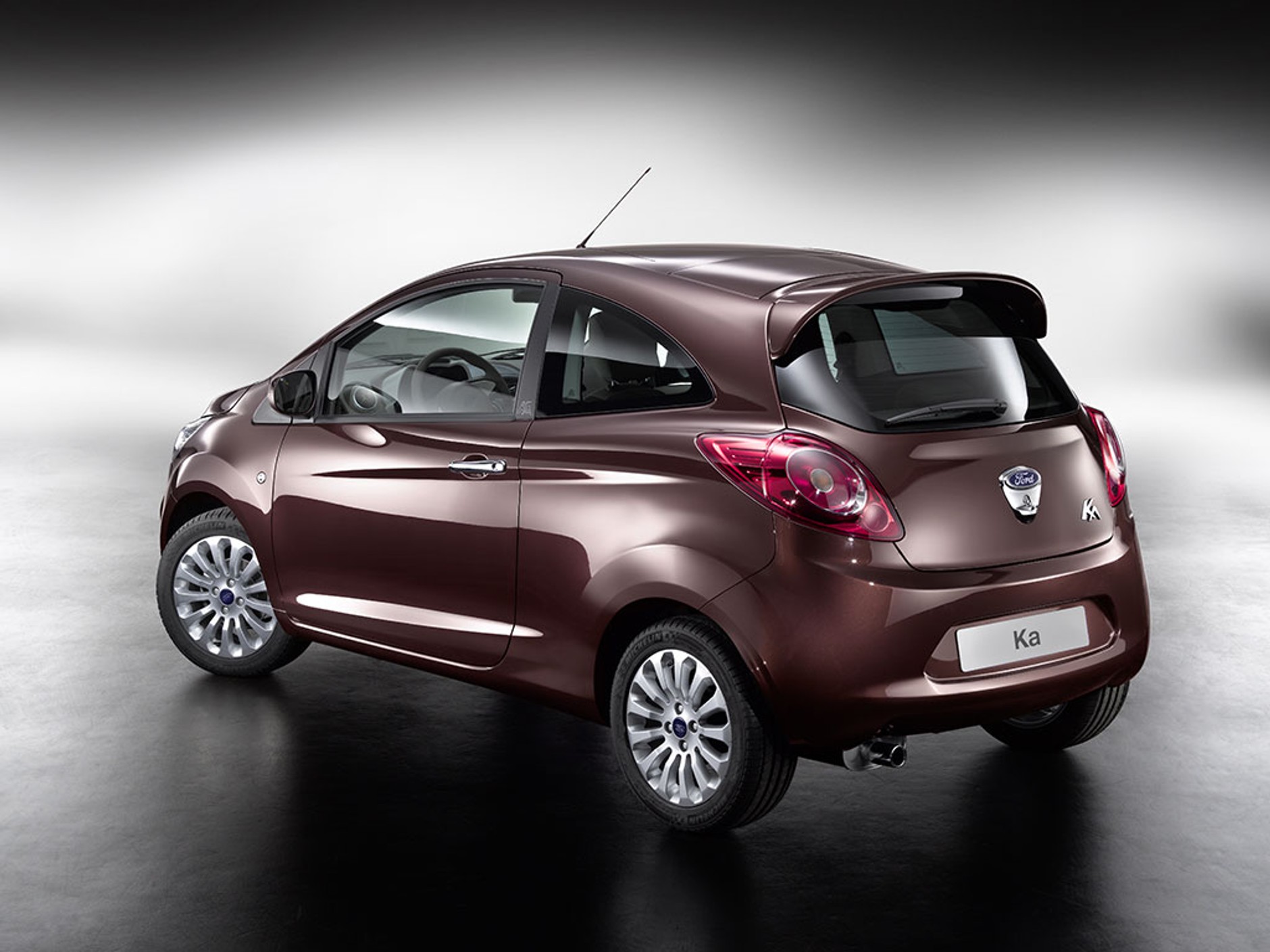 Ford Ka: nowe, bogatsze wersje i pakiety wyposażenia