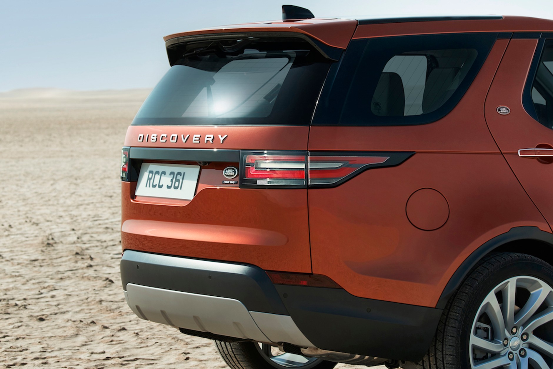 Land Rover Discovery 5