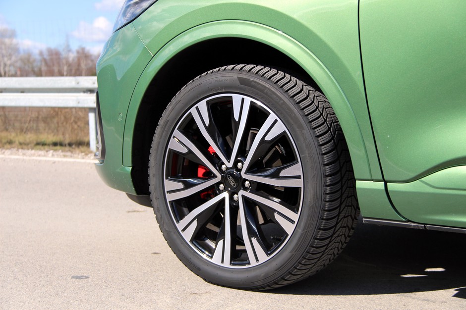 Ford Kuga 2.5 FHEV ST Line X