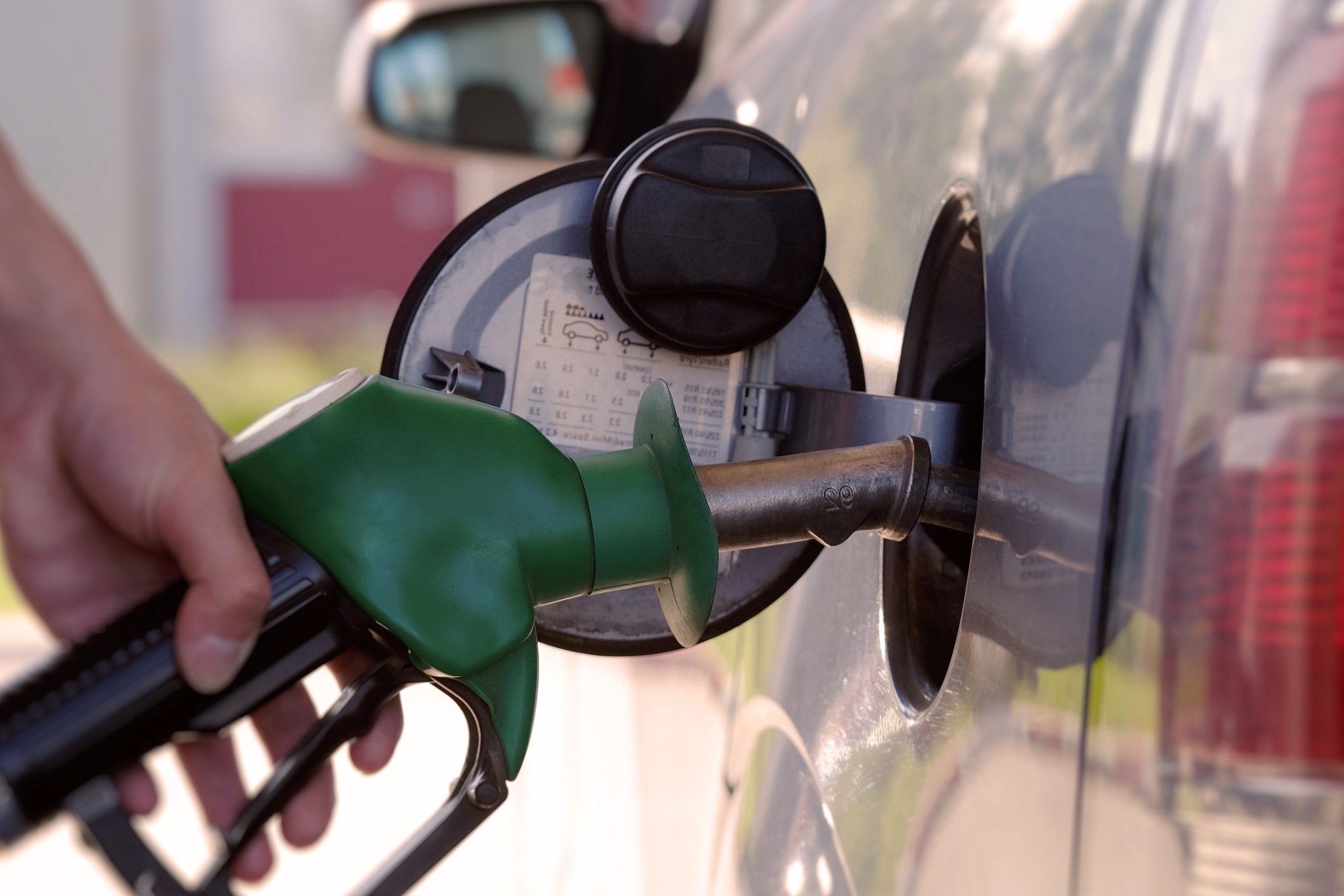 Tyle będziemy płacić za benzynę, olej napędowy i LPG w tym tygodniu. Dobre wieści