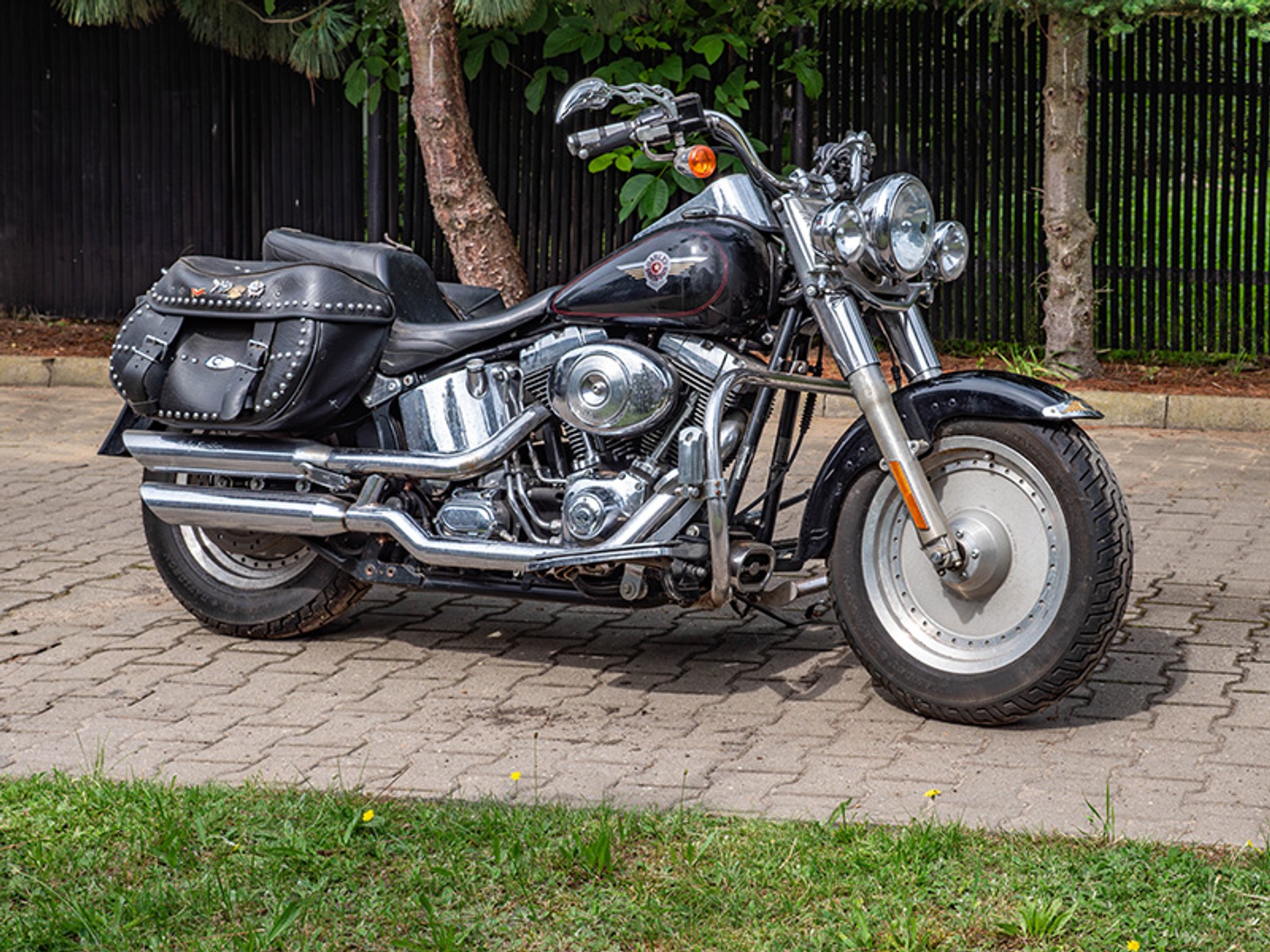 Harley-Davidson Fat Boy wystawiony na licytację