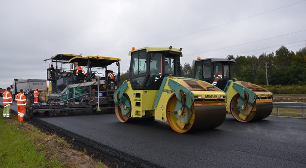 Ponad 1500 km nowych dróg już w realizacji. W planach jest kolejnych 3200