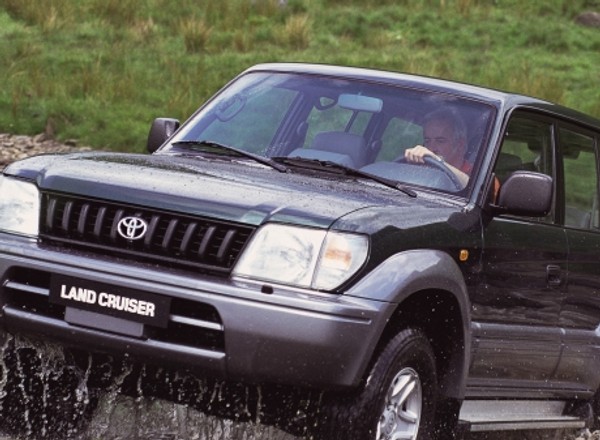 4x4: Toyota Land Cruiser 90 - nie sposób ją złamać! Opinie