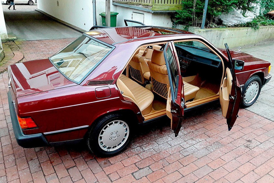 Mercedes 190 E 2.3