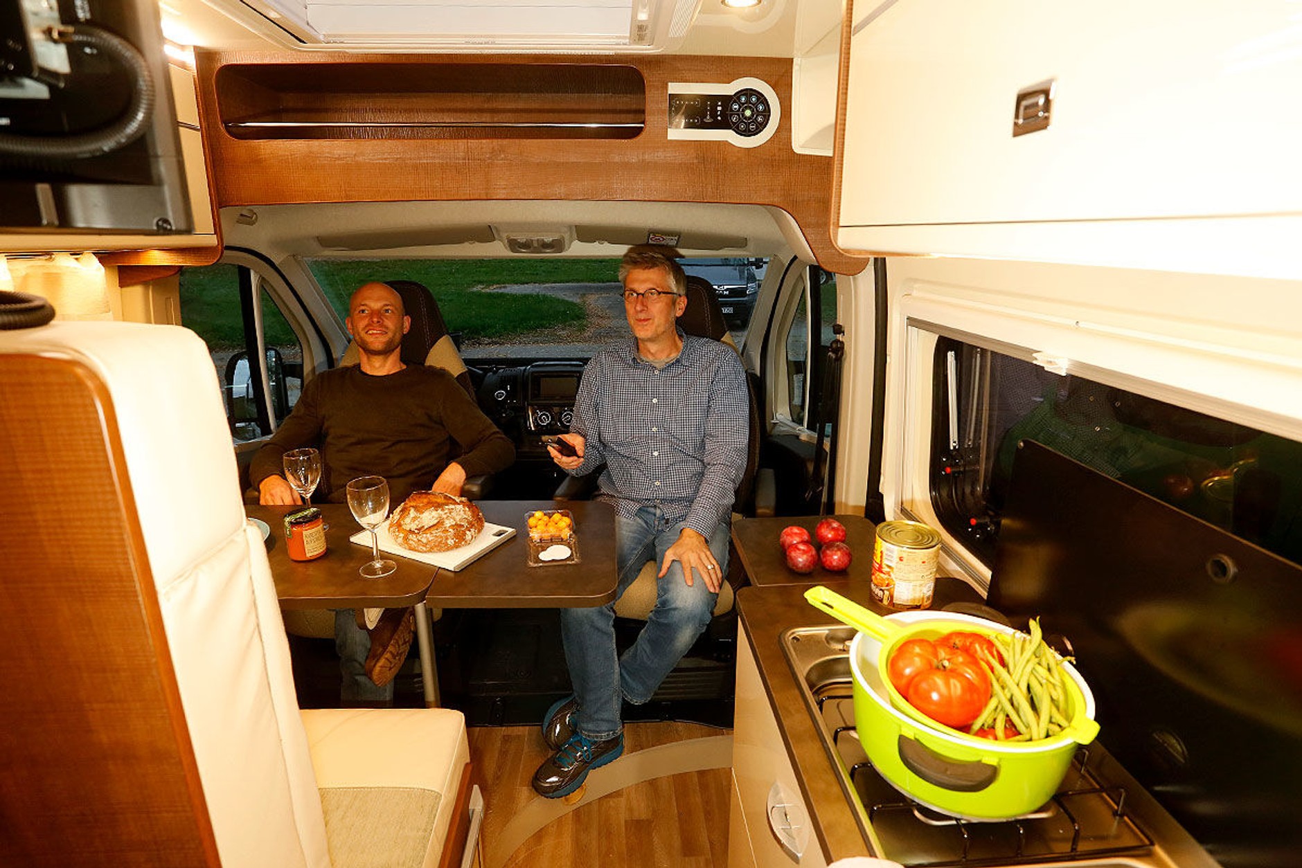 Kampery z piętrowymi łóżkami – test porównawczy