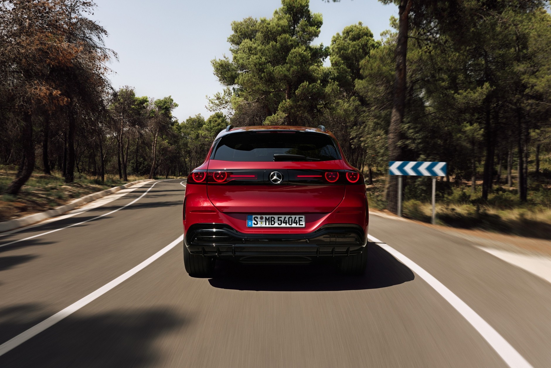 Elektryczny Mercedes-Benz GLC z technologią EQ