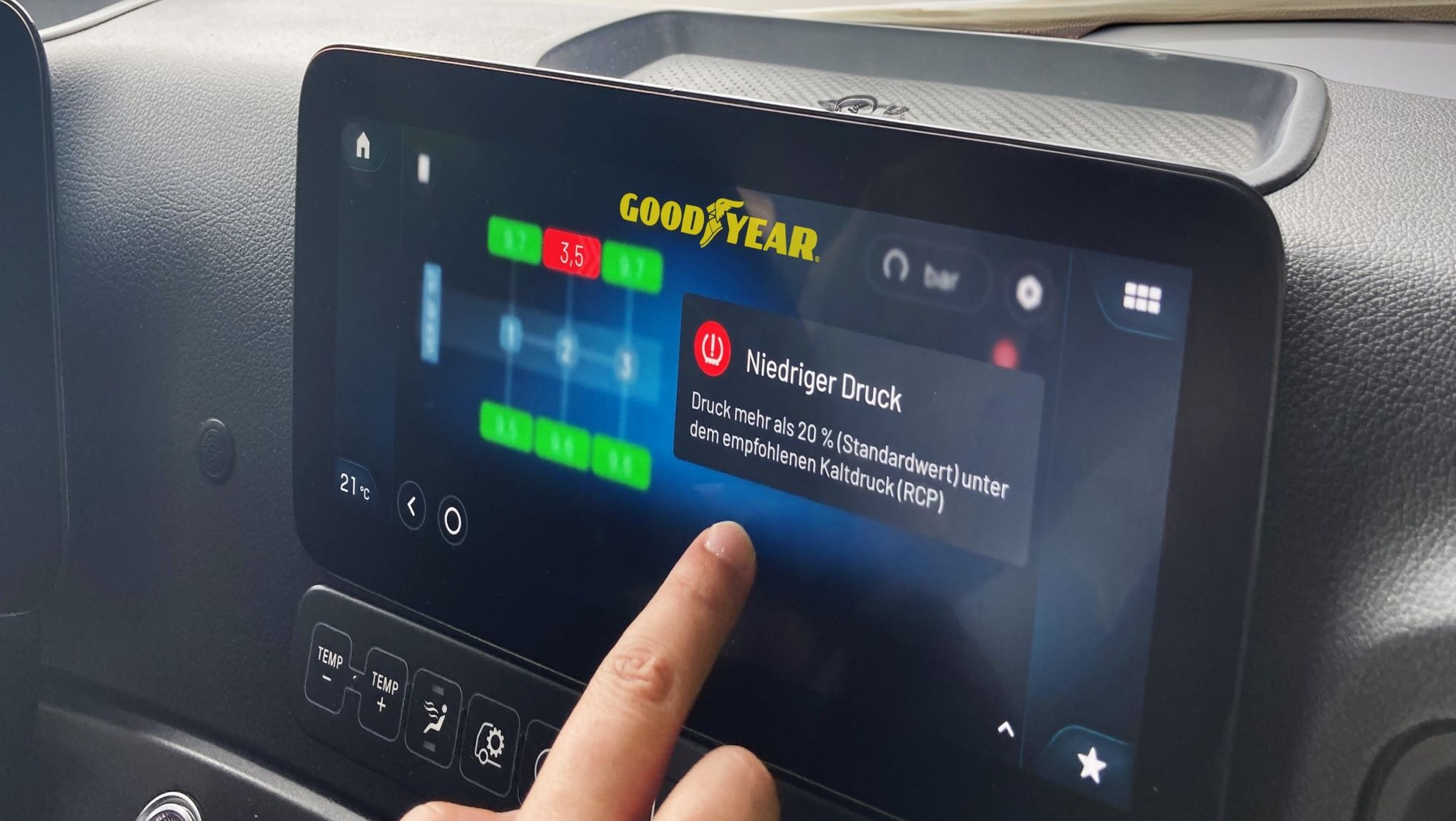 Aplikacja Goodyear DriverHub zintegrowana z Mercedes-Benz Truck App