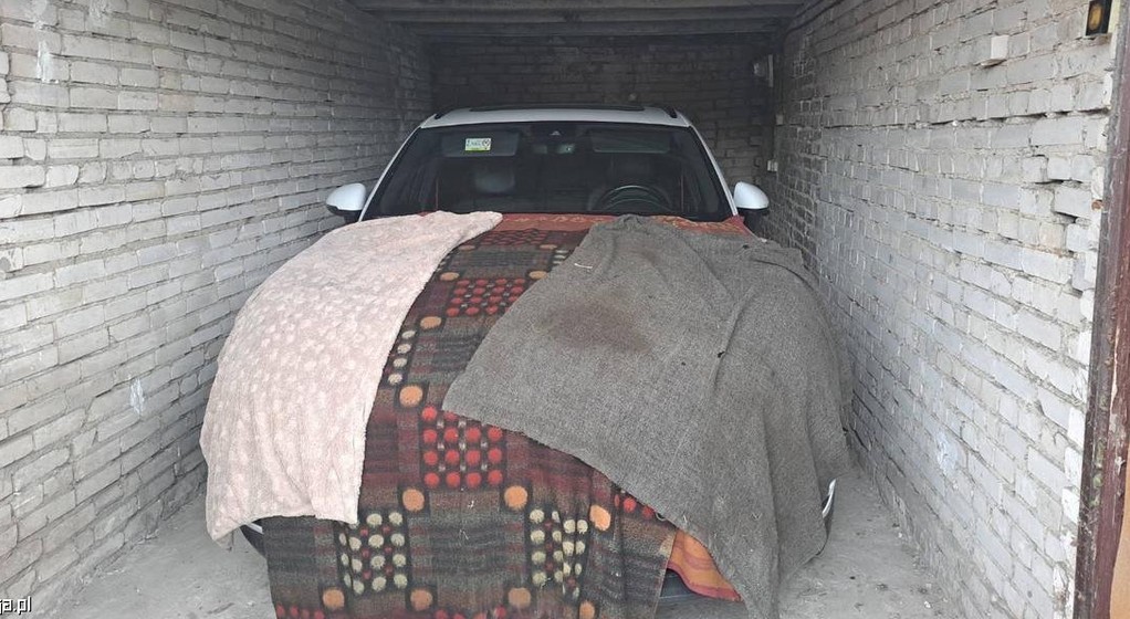 Policjanci odzyskali skradzione Porsche