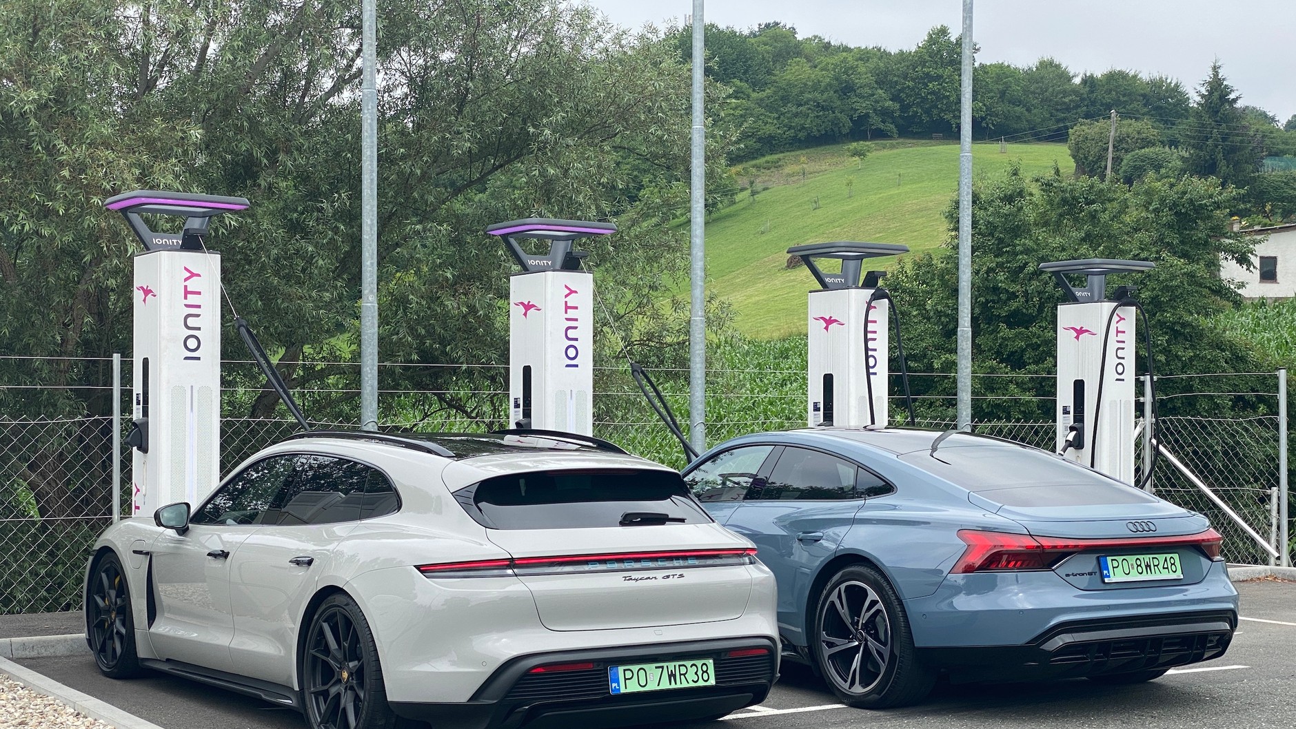 Podróż Porsche Taycanem i Audi e-tronem GT do Chorwacji