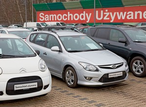 Jakie samochody używane sprzedają i kupują Polacy? [RAPORT]