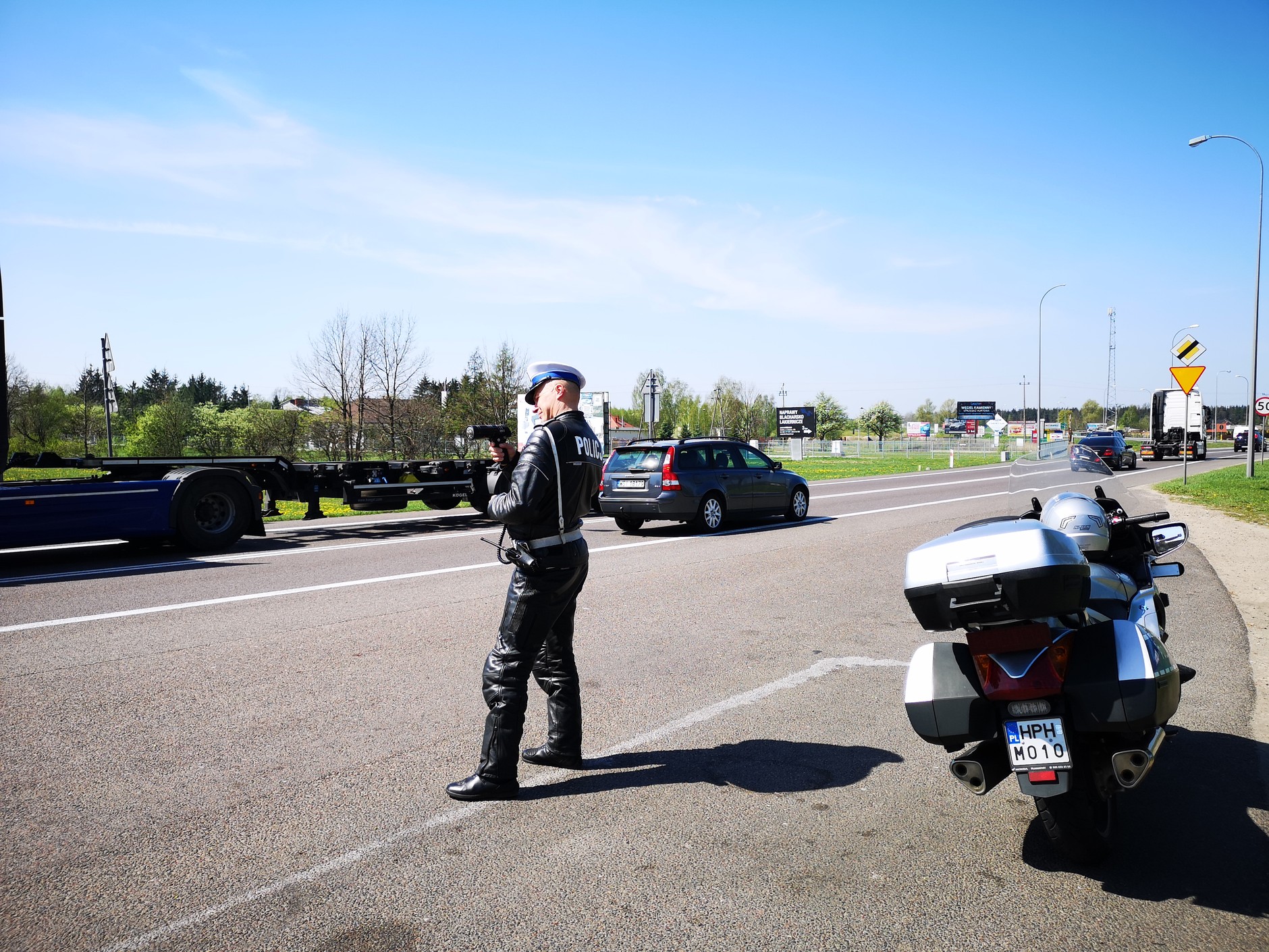 Policyjna kontrola drogowa