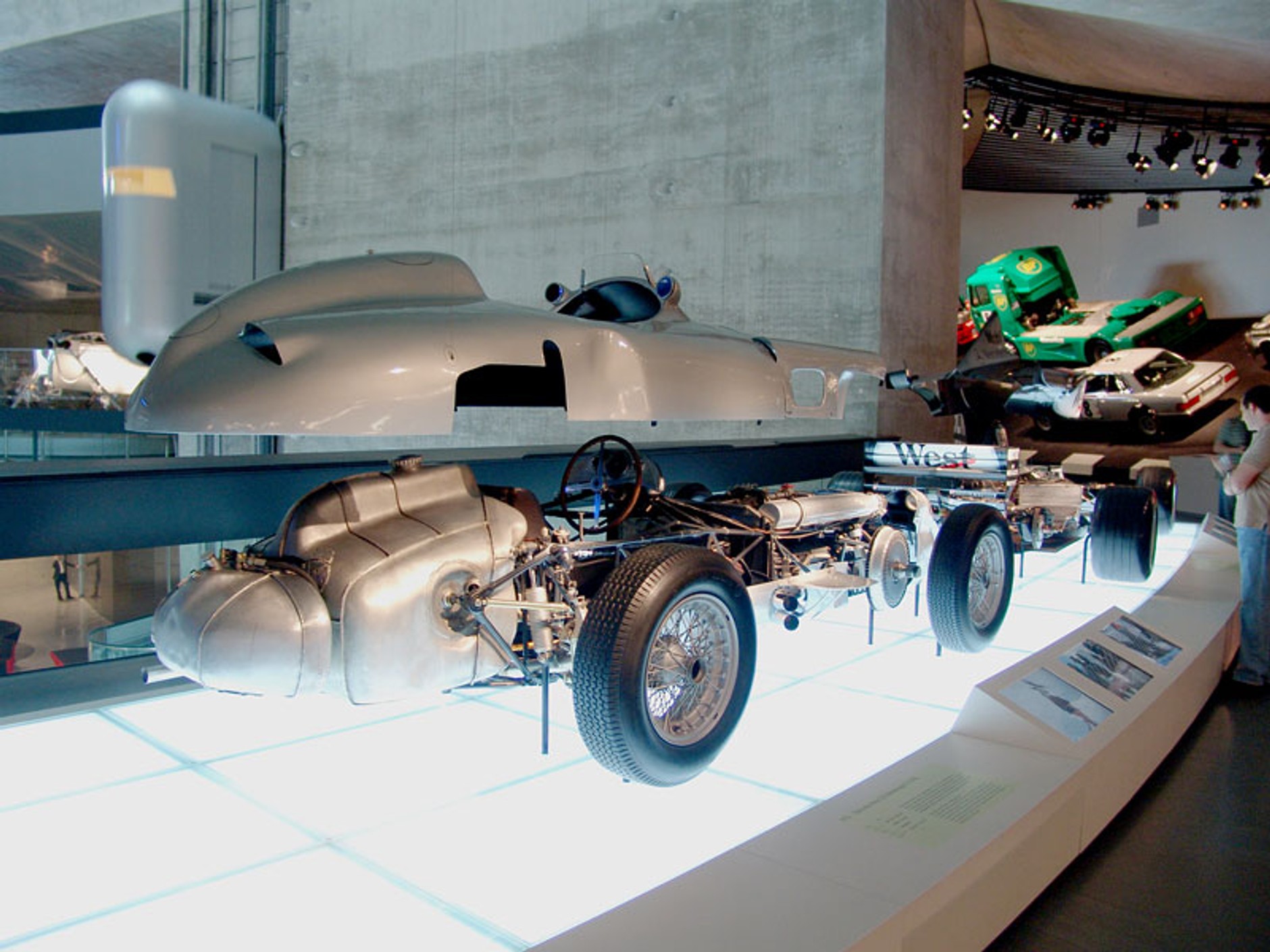 Mercedes-Benz Muzeum - tym razem sport (4. część)