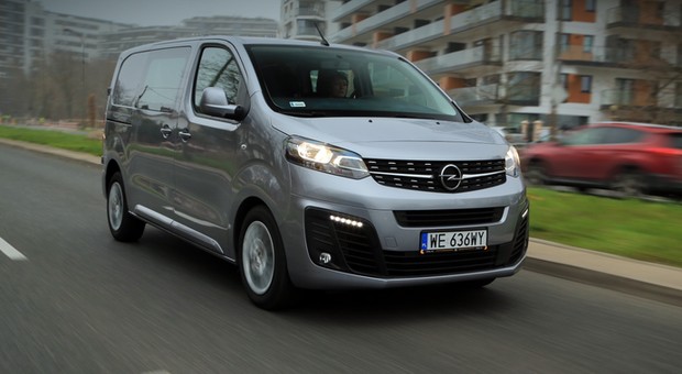 Opel Vivaro Furgon – idealny pojazd dla budowlańców - TEST