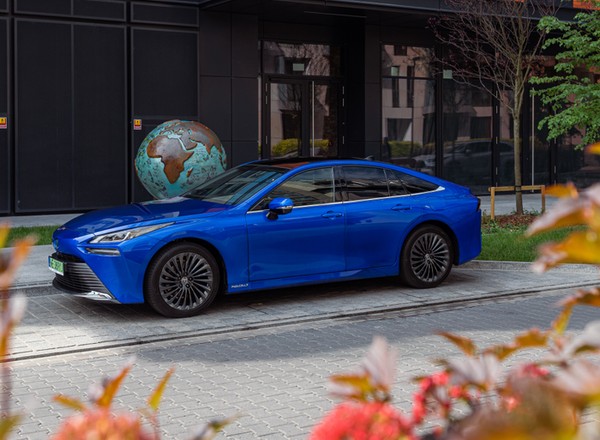 7 mln kilometrów w Toyotach Mirai. Japończycy chwalą się osiągnięciem auta na wodór