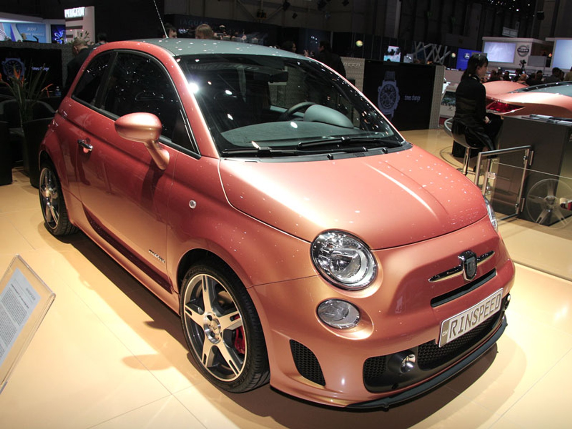 Genewa 2009: Rinspeed E2 – pięćsetką oszczędnie albo szybko