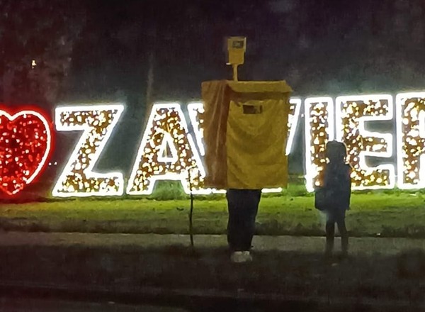 Nietypowy fotoradar straszy kierowców w Zawierciu. Internauci zachwyceni